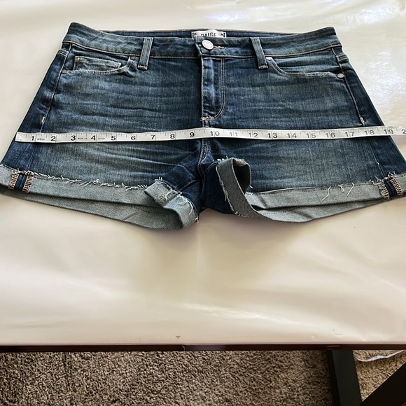 Paige Jimmy Jimmy Short Mid Rise Size 28 - Picture 5 of 16